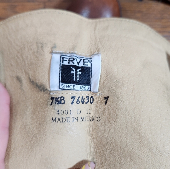 FRYE Melissa Button Back Zip Cognac Leather Boot - Picture 9 of 9